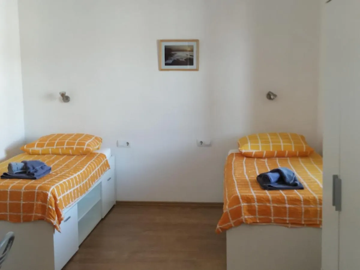 Apartments Todorovic Pula 0*,  Croatia