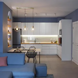 https://vibrant-apartment.albaniahotels.org